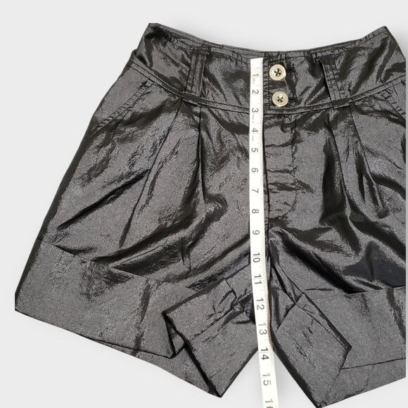 Marc by Marc Jacobs Black Satin Shorts High Rise Pleated Wide Leg Sz 2 Modern - Picture 9 of 11